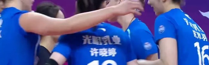 上海女排为何总打不了硬仗？大小姐作风不改，冠军永远遥不可及！|决赛|体能|天津女排|队员|球队_新浪体育_新浪新闻